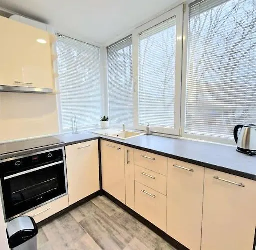 Flat 85 - 85 Inches Tv Varna